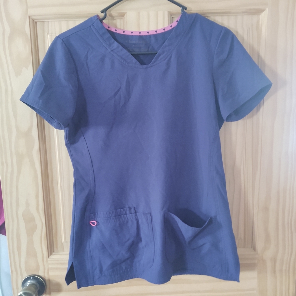 Scrub set
